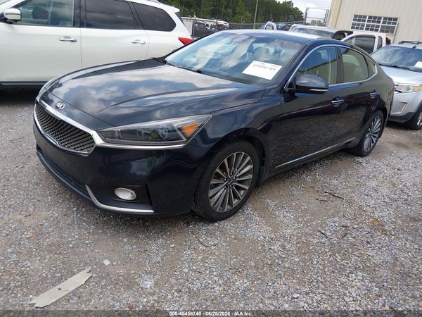 2017 KIA CADENZA PREMIUM