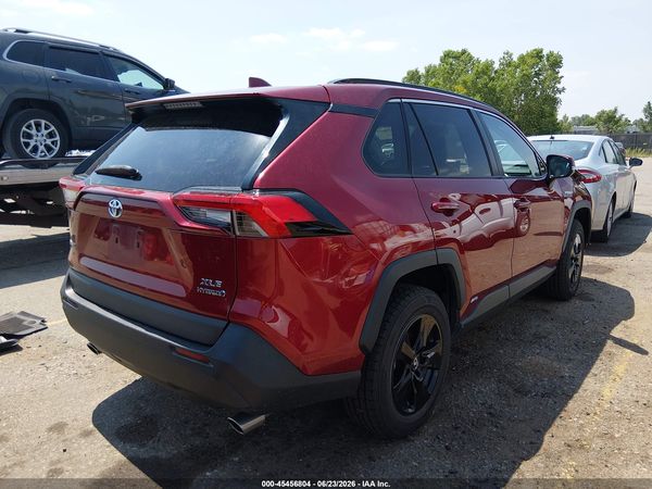 2021 TOYOTA RAV4 HYBRID XLE