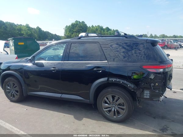 2022 NISSAN PATHFINDER SV 4WD