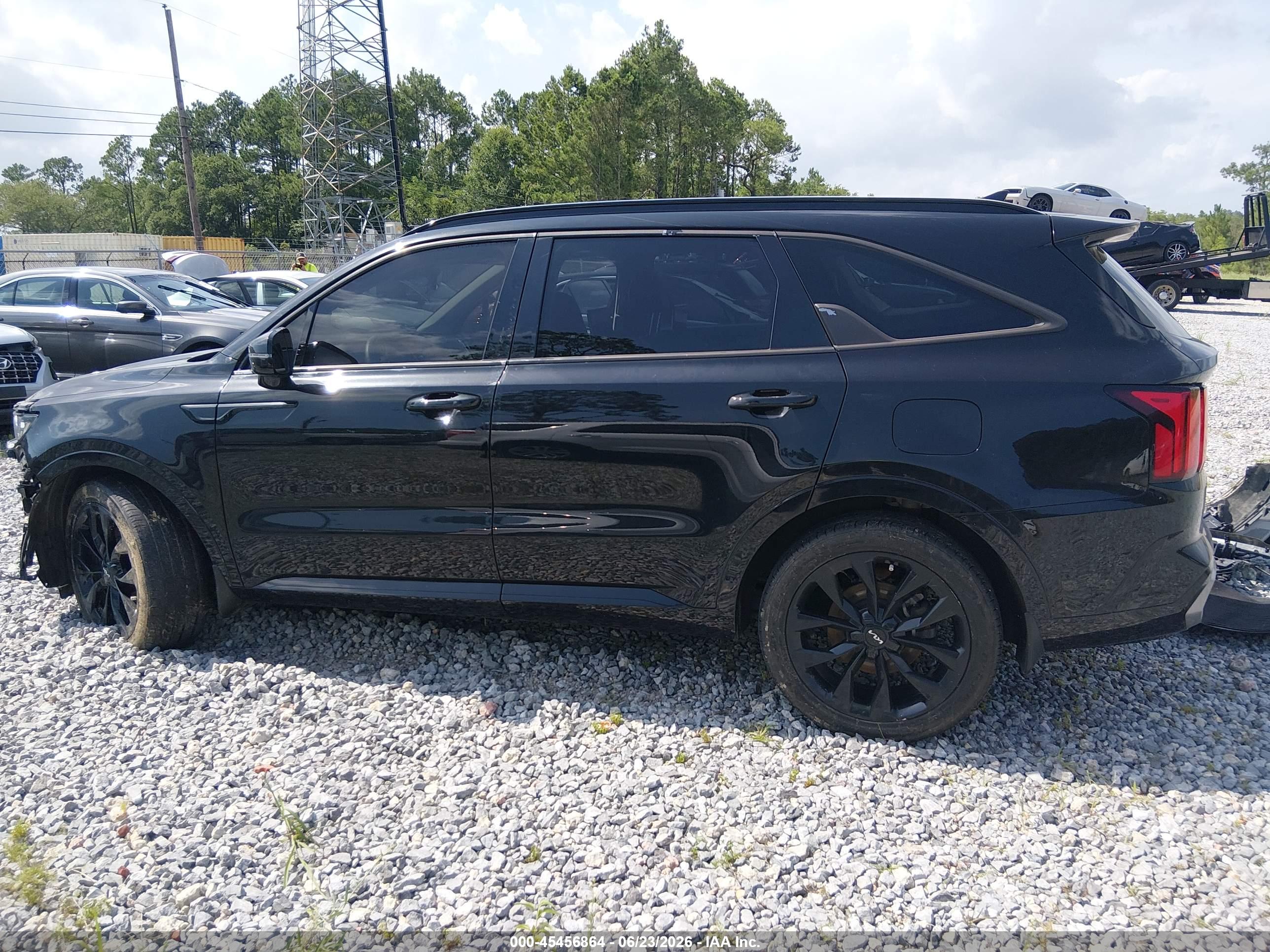 2022 KIA SORENTO SX
