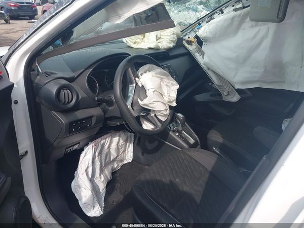 2021 NISSAN KICKS S XTRONIC CVT — I5