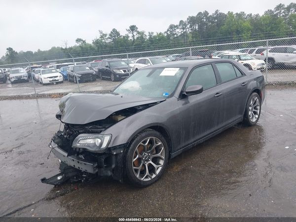 2017 CHRYSLER 300 — I2