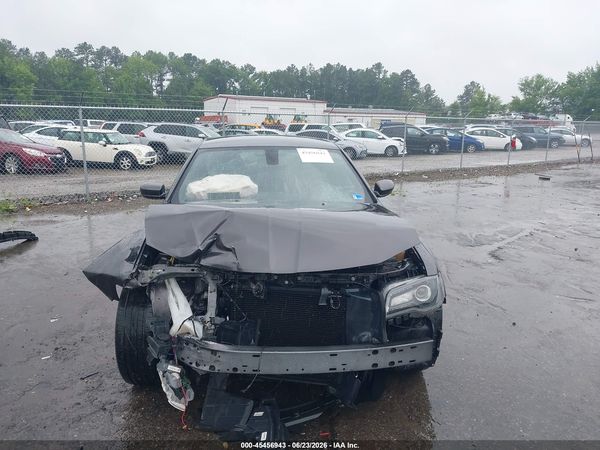 2017 CHRYSLER 300 300S — I115