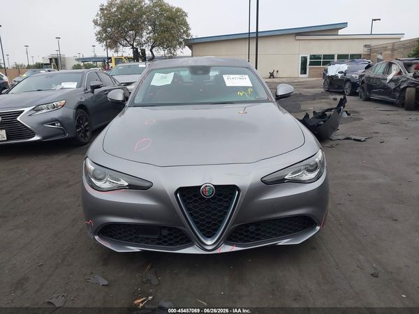 2019 ALFA ROMEO GIULIA RWD