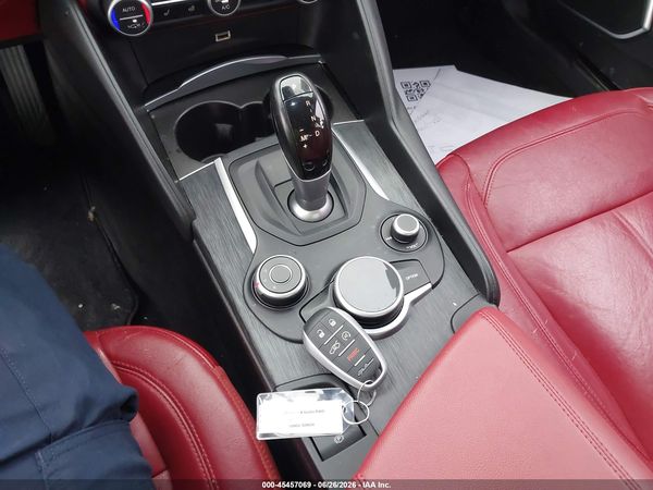 2019 ALFA ROMEO GIULIA RWD