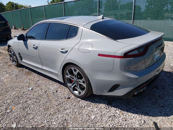 2021 KIA STINGER GT2