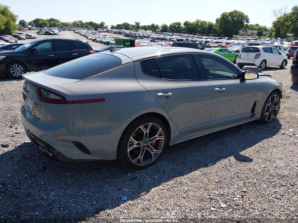 2021 KIA STINGER GT2