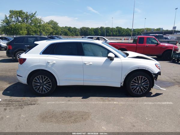 2022 AUDI Q3