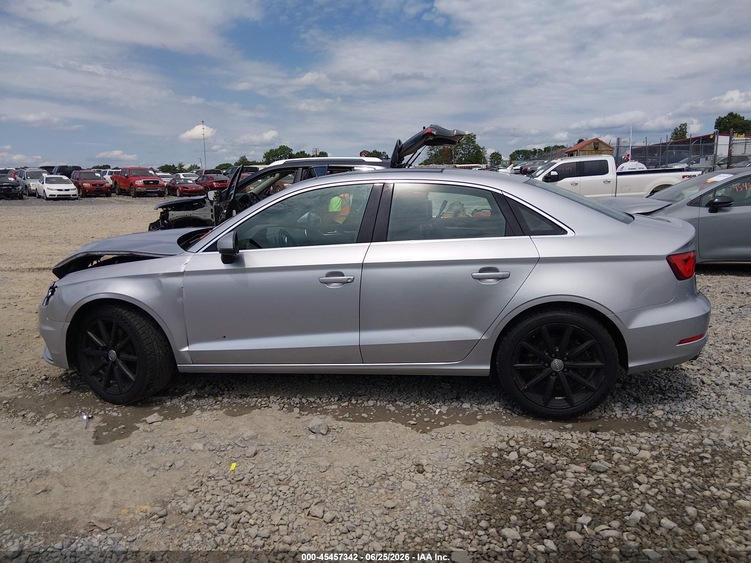 2015 AUDI A3 2.0T PREMIUM