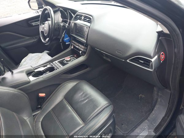 2017 JAGUAR F-PACE 35T PRESTIGE