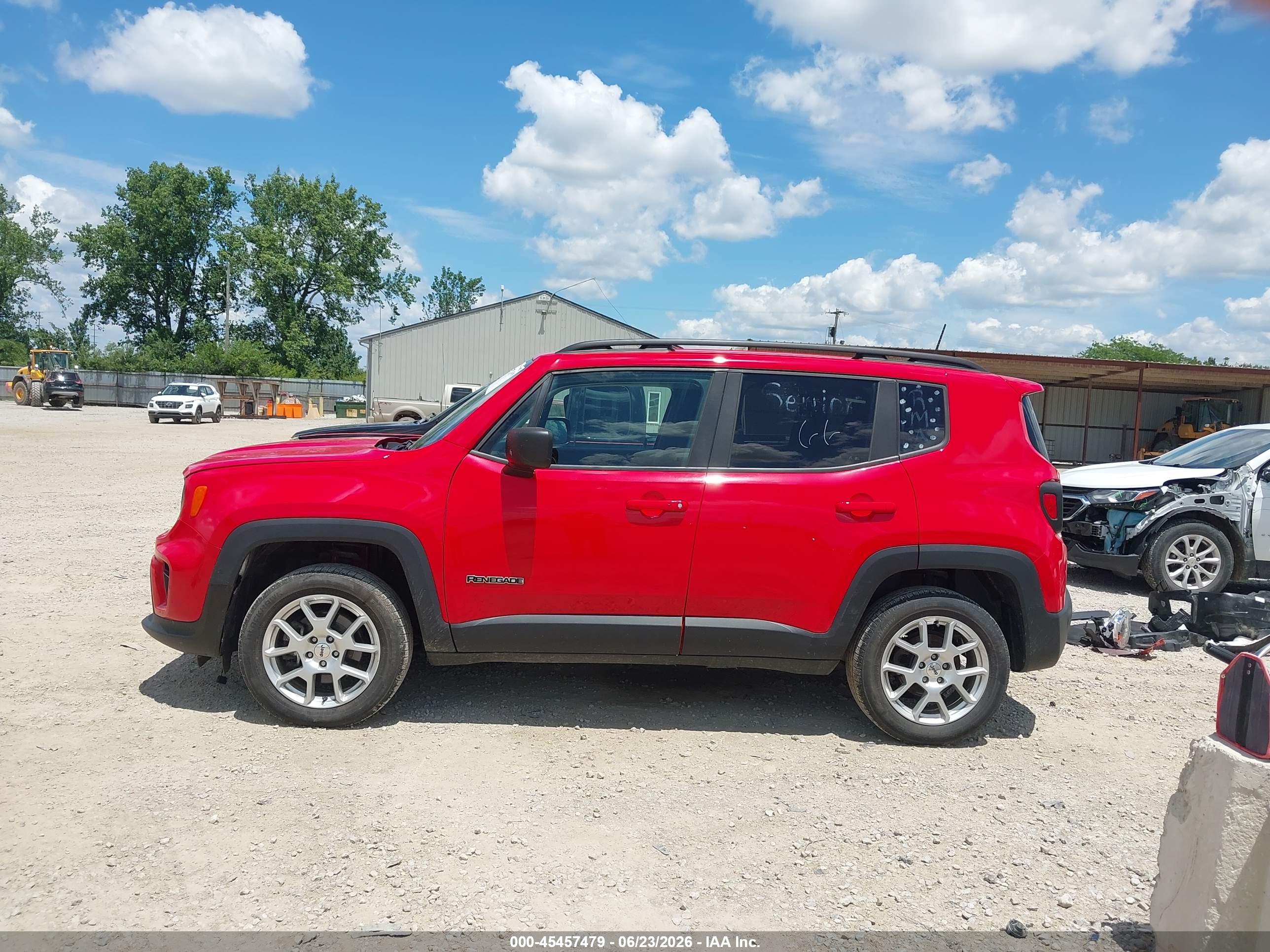 2022 JEEP RENEGADE LATITUDE 4X4