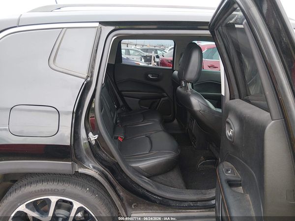 2018 JEEP COMPASS LIMITED FWD