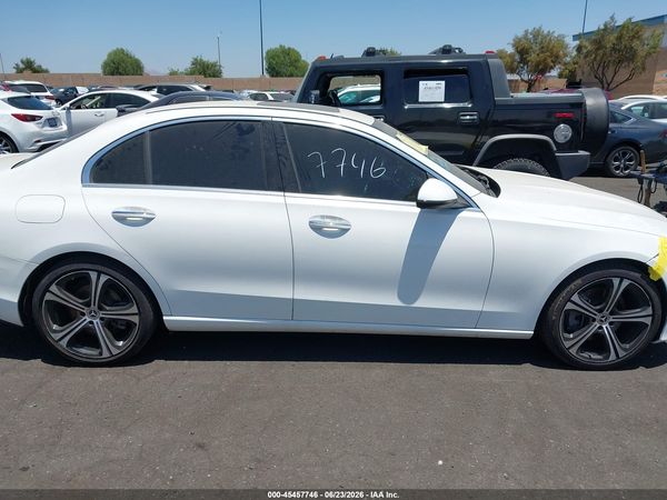 2022 MERCEDES-BENZ C 300 SEDAN
