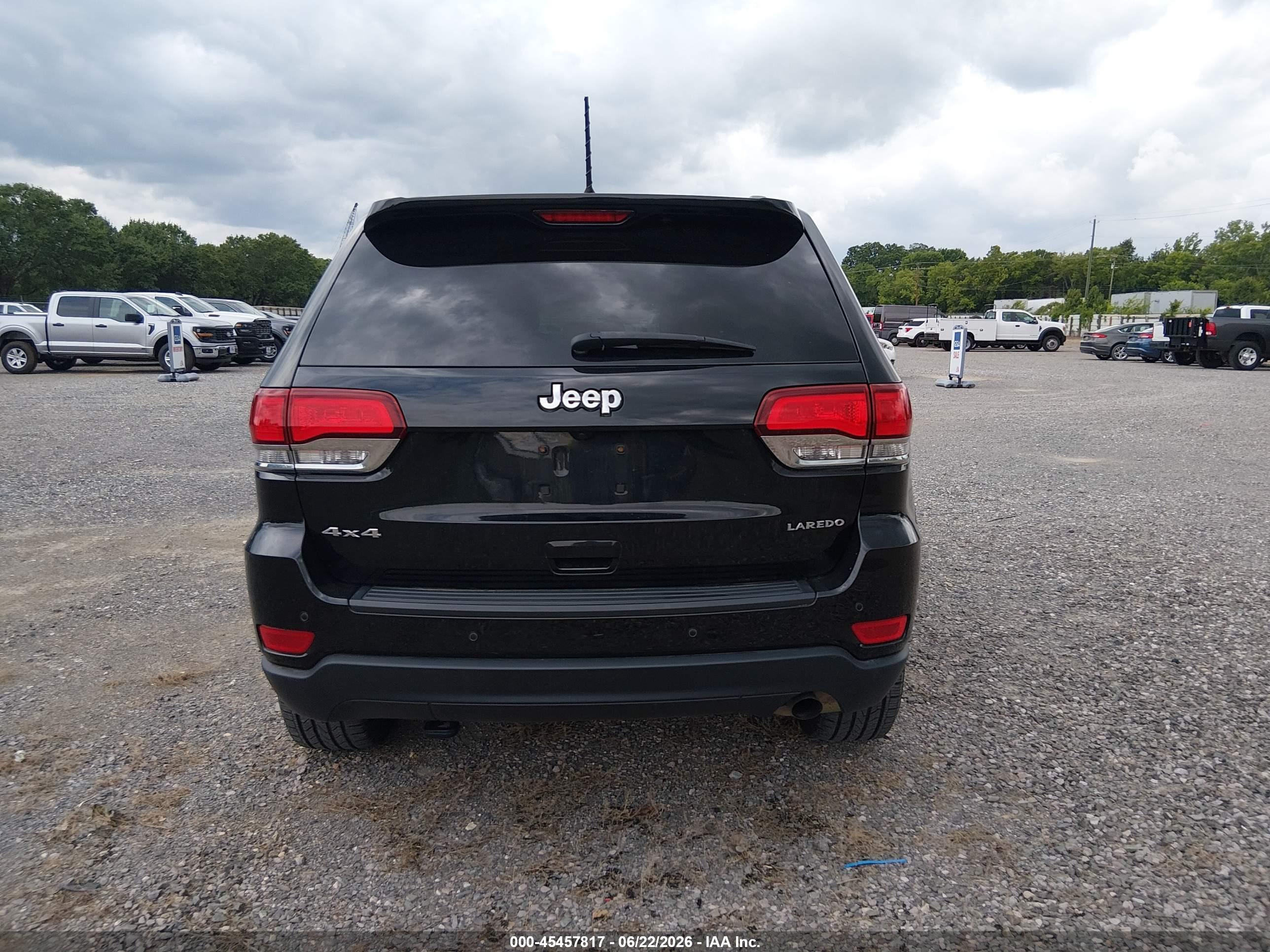 2021 JEEP GRAND CHEROKEE LAREDO E 4X4