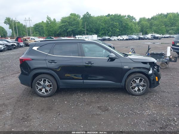 2023 KIA SELTOS EX