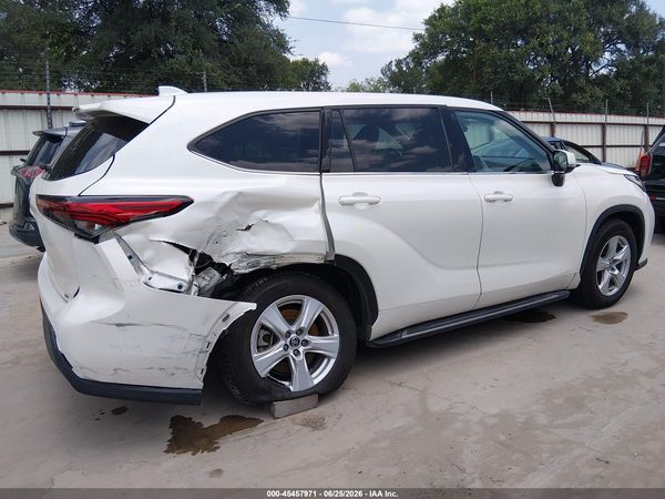 2020 TOYOTA HIGHLANDER LE
