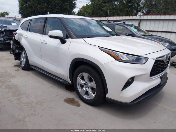 2020 TOYOTA HIGHLANDER LE