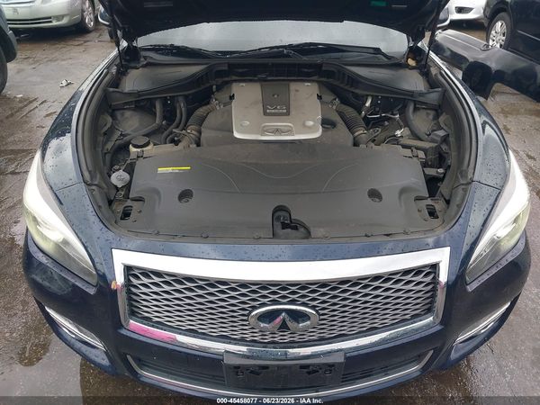 2017 INFINITI Q70 3.7