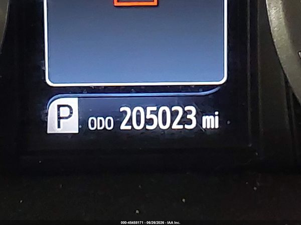 2015 TOYOTA SIENNA SE 8 PASSENGER