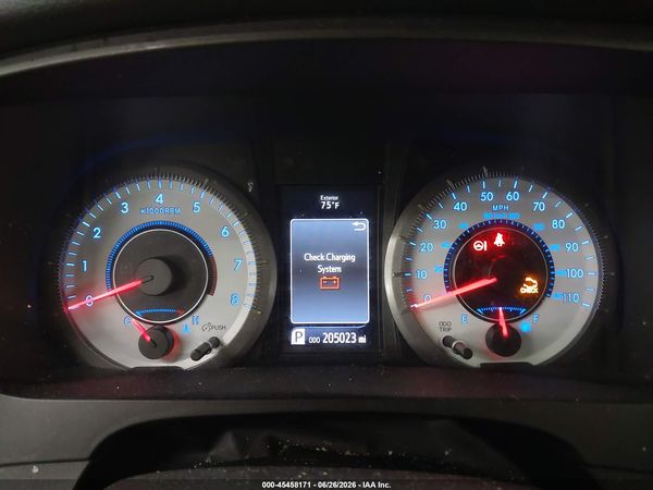 2015 TOYOTA SIENNA SE 8 PASSENGER
