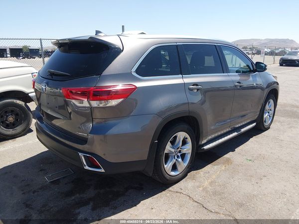 2019 TOYOTA HIGHLANDER LIMITED