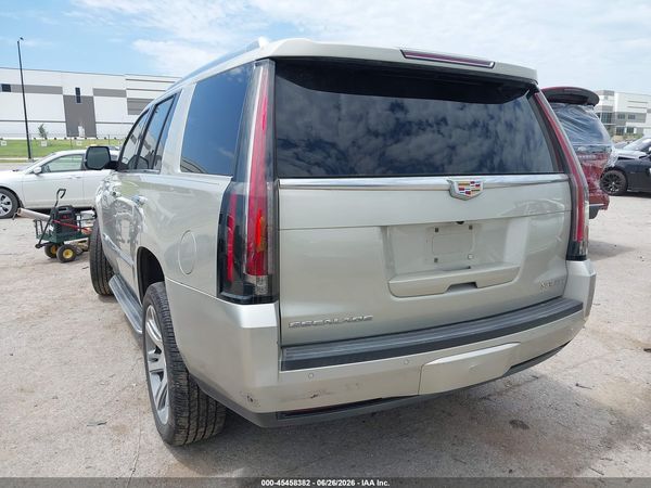 2016 CADILLAC ESCALADE LUXURY COLLECTION