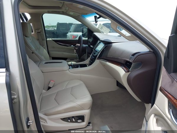 2016 CADILLAC ESCALADE LUXURY COLLECTION