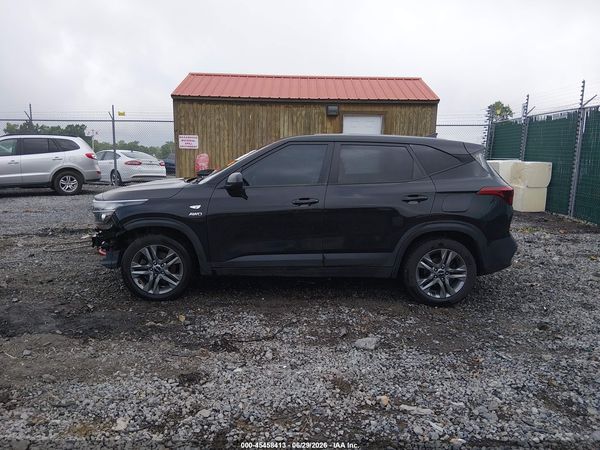 2022 KIA SELTOS LX