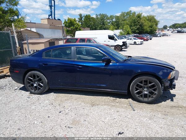 2014 DODGE CHARGER SE