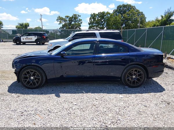 2014 DODGE CHARGER SE