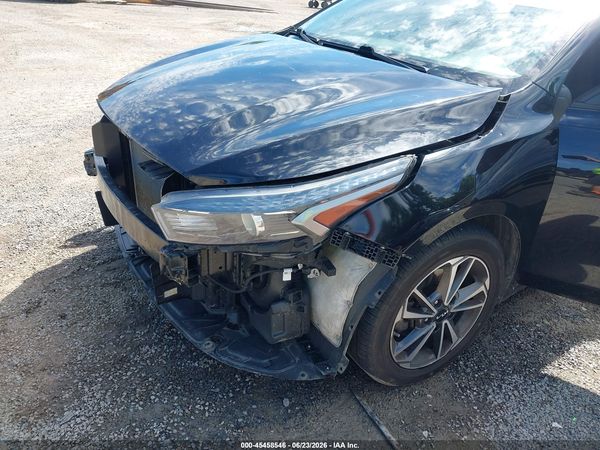 2022 KIA FORTE LXS