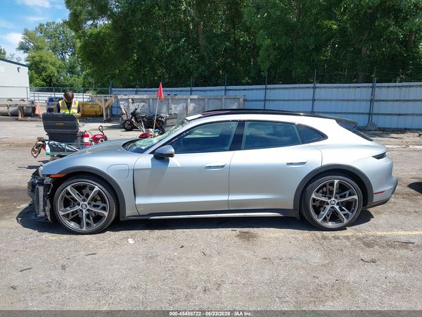 2022 PORSCHE TAYCAN CROSS TURISMO 4S