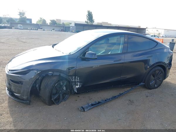 2026 TESLA MODEL Y
