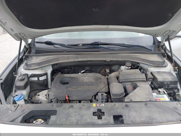 2019 HYUNDAI SANTA FE SE