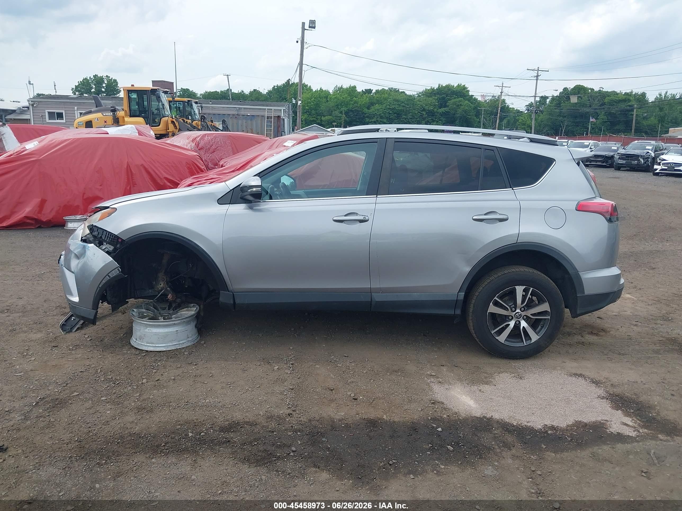2017 TOYOTA RAV4 XLE