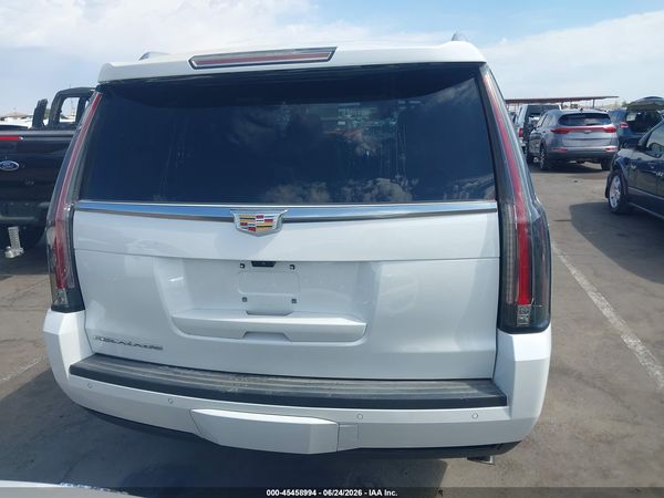 2018 CADILLAC ESCALADE LUXURY
