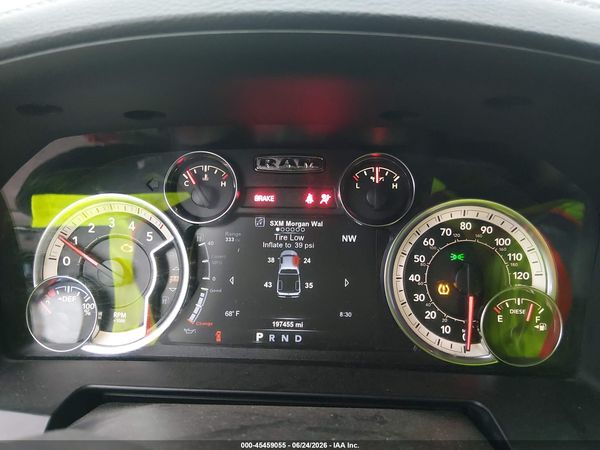 2018 RAM 1500 LARAMIE  4X4 5'7 BOX