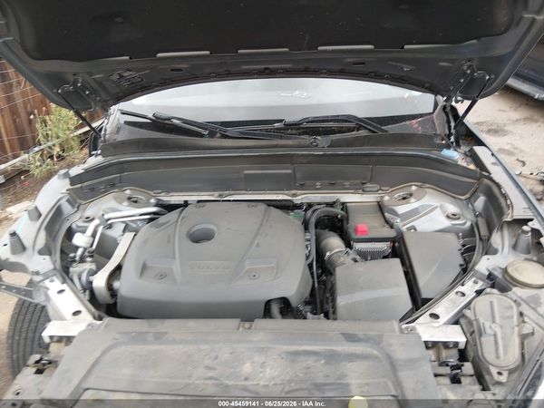 2016 VOLVO XC90 T5 MOMENTUM