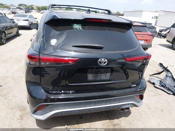 2021 TOYOTA HIGHLANDER XSE