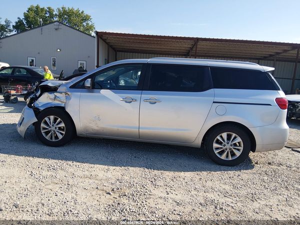 2017 KIA SEDONA LX