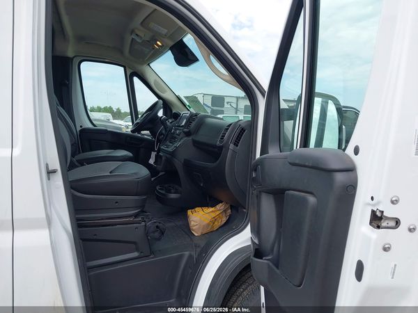 2026 RAM PROMASTER 2500 — I5