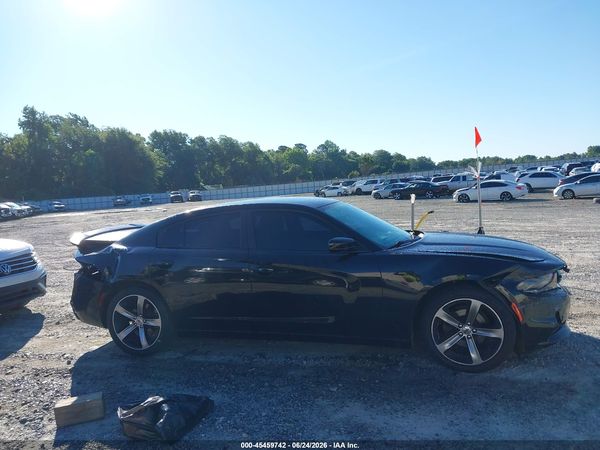 2017 DODGE CHARGER SE RWD
