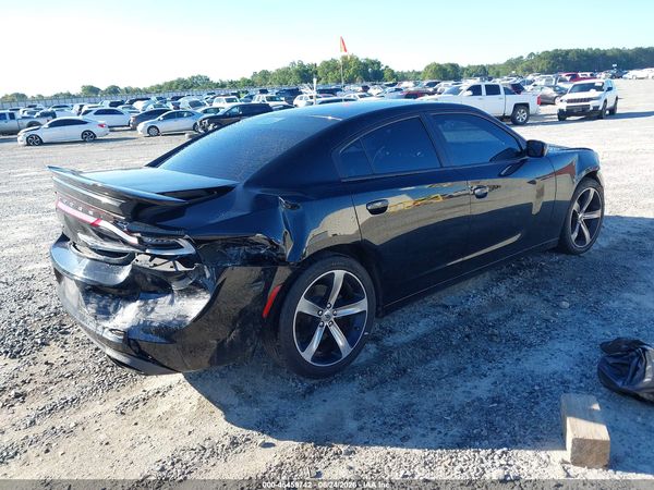 2017 DODGE CHARGER SE RWD