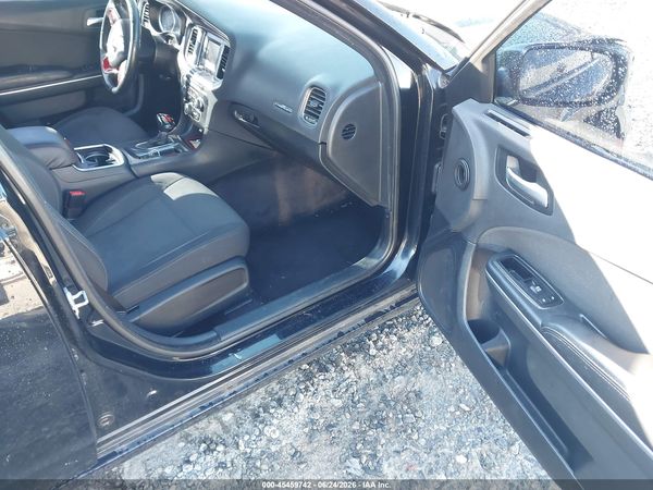 2017 DODGE CHARGER SE RWD