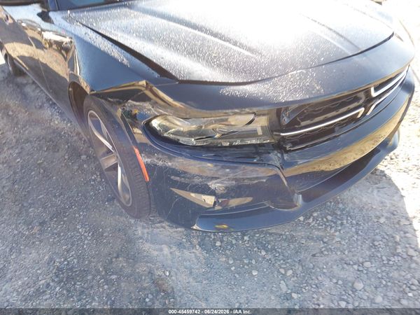 2017 DODGE CHARGER SE RWD