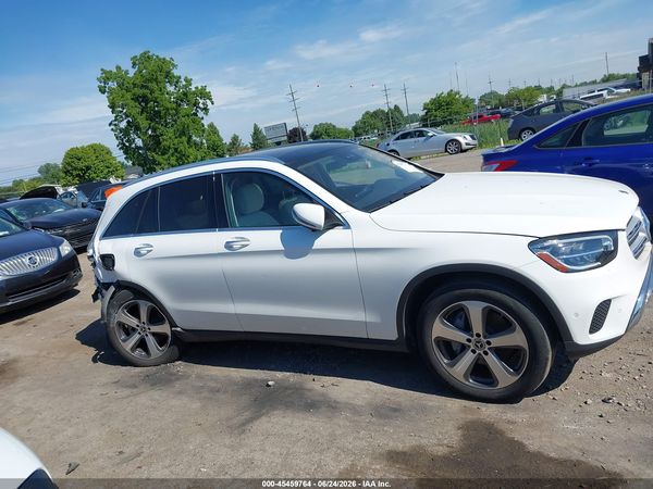 2022 MERCEDES-BENZ GLC 300 4MATIC SUV