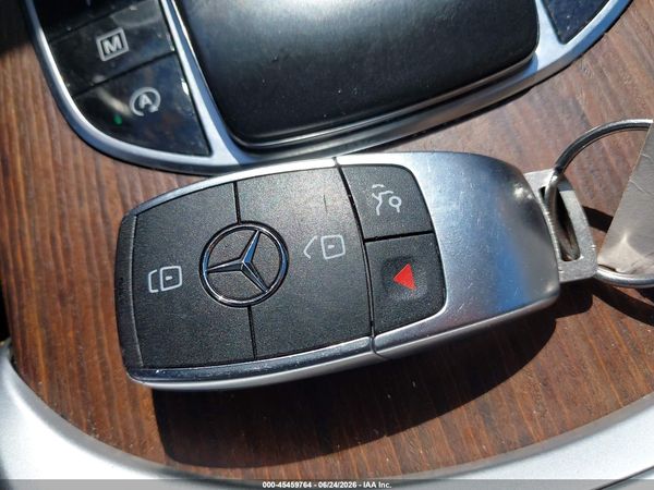 2022 MERCEDES-BENZ GLC 300 4MATIC SUV
