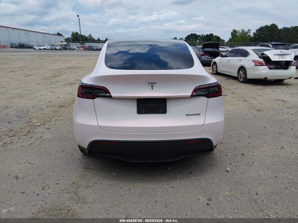 2025 TESLA MODEL Y