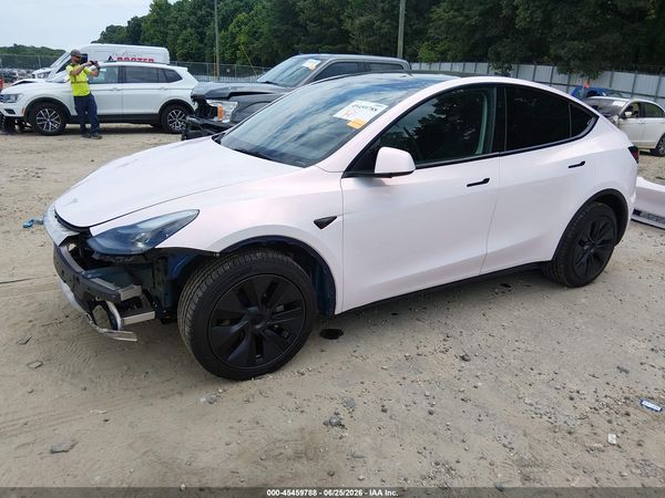 2025 TESLA MODEL Y