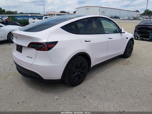 2025 TESLA MODEL Y